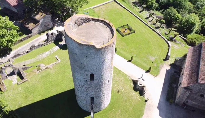 Château de Châlus-Chabrol, Châlus, France